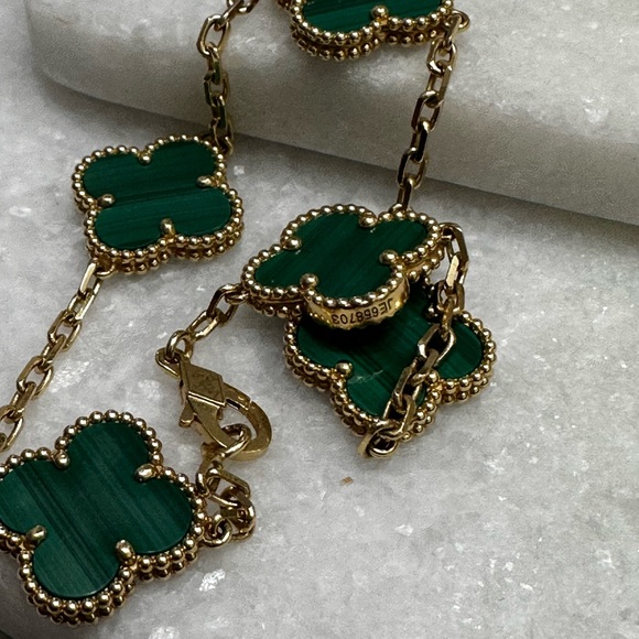 Van Cleef & Arpels Vintage Alhambra bracelet, 5 motifs, 18K yellow gold, malachi - Picture 11 of 12